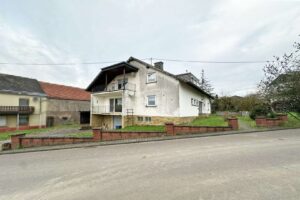 Zweifamilienhaus in Liersberg