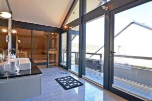 Badezimmer mit Sauna