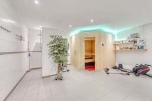 Wellnessbereich mit Sauna
