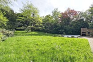großer Garten
