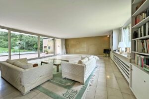 großes Wohnzimmer