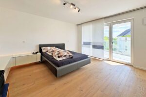 zweites Schlafzimmer- ca. 18m²