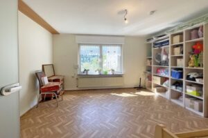 Arbeitszimmer EG