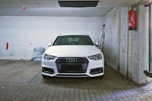 Tiefgaragenstellplatz