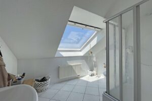 Badezimmer DG