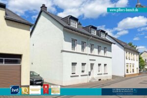 Schweich: Wohnhaus mit Garten