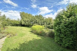 großer Garten