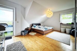 hübsches Elternschlafzimmer