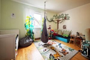 Zimmer unteres Geschoss