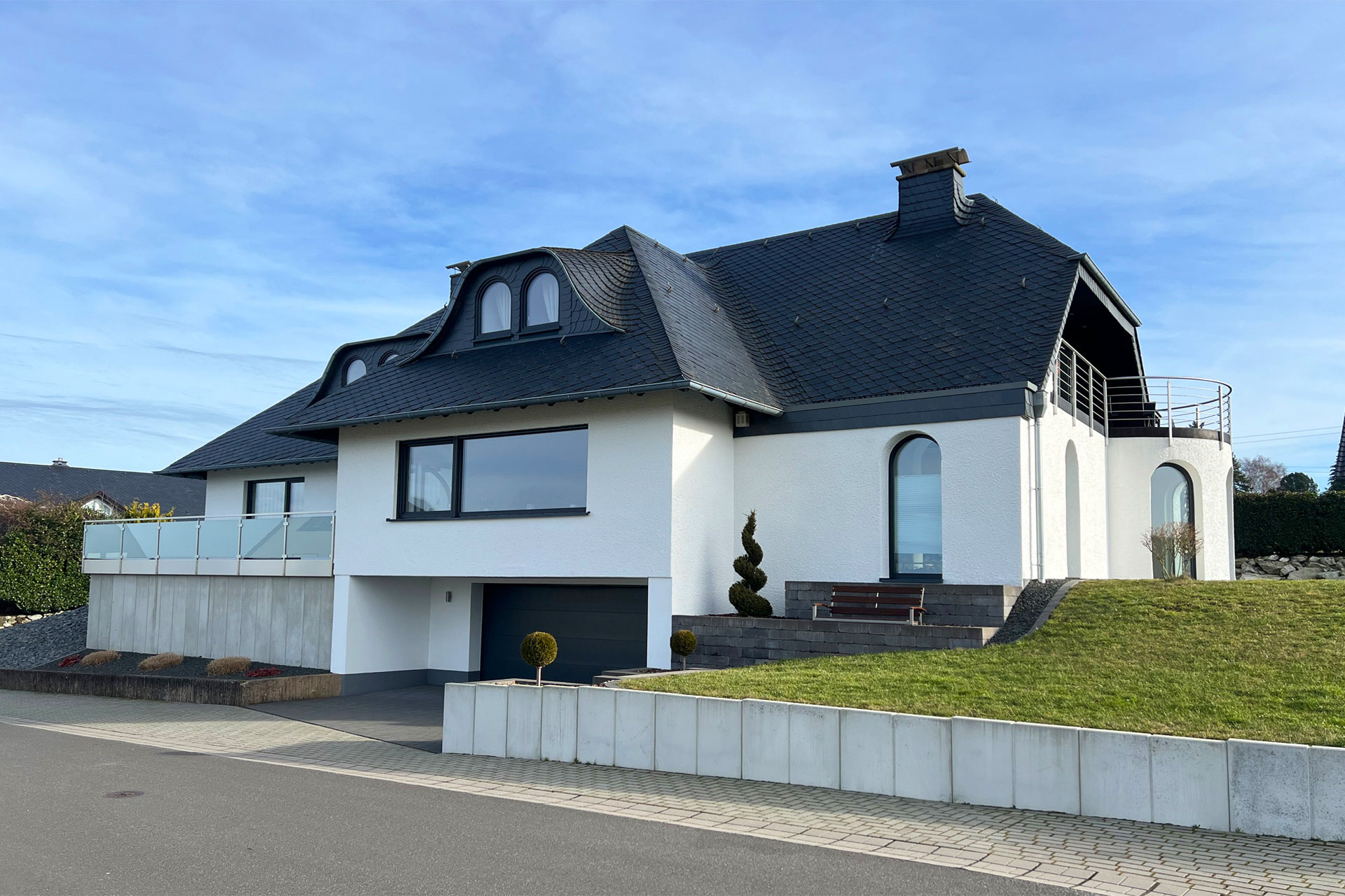 Ansicht-der-Südwestseite-des-Hauses