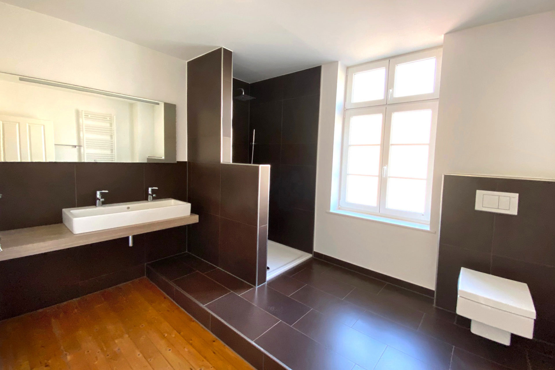 Hochwertige-Sanitärausstattung