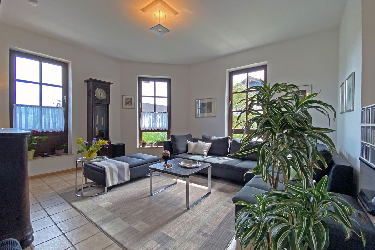 Wohnbereich-im-EG---Bild-2