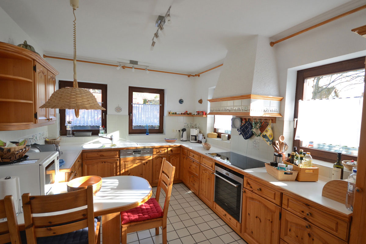 kueche-hell-freundlich