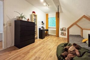 weiteres Kinderzimmer (OG)