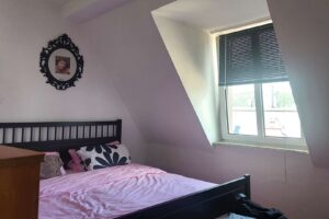 Helles Schlafzimmer