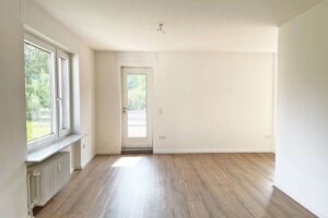 Schlafbereich mit Zugang zu eigenem Balkon