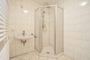 Badezimmer (UG)