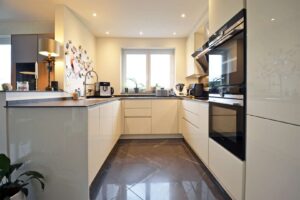 Moderne Einbauküche