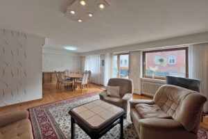 Offener Wohn- und Essbereich