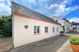 Garage und Nutzfläche