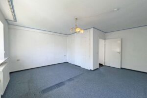 Schlafzimmer (ehemals 2 Kinderzimmer)