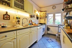 schöne Küche im Landhausstil