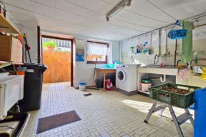 Waschkeller mit Gartenzugang