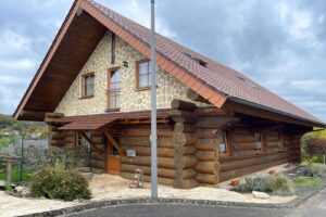 Charmantes Holzhaus zum Wohlfühlen