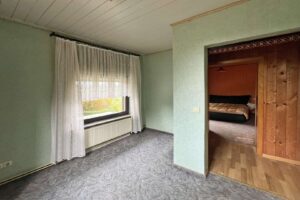 Büro / Ankleide OGrechts