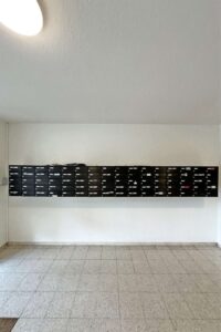 Eingangsbereich Gebäude