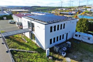 Seitenansicht Bürogebäude