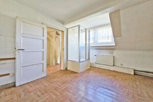 Schlafzimmer mit Dusche DG Nr. 23