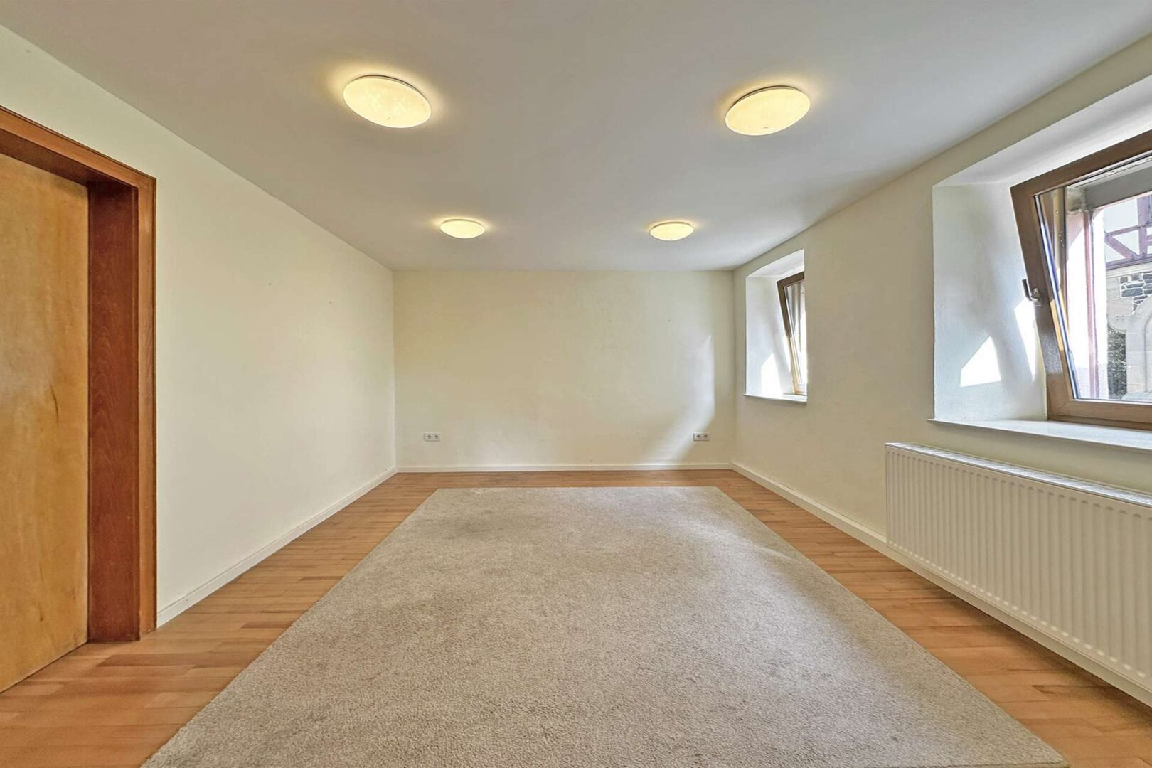 Schlafzimmer oder Praxis EG