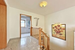 zweite Diele mit Treppenhaus im 1.OG