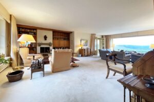 Lichtdurchfluteter Wohnbereich