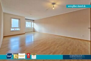 großzügiges Wohn-/ Esszimmer