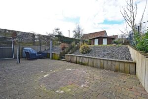 Übersicht Terrasse und Garten