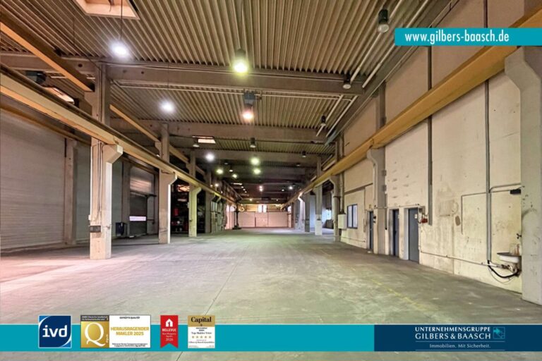 Rund 8,50m Deckenhöhe