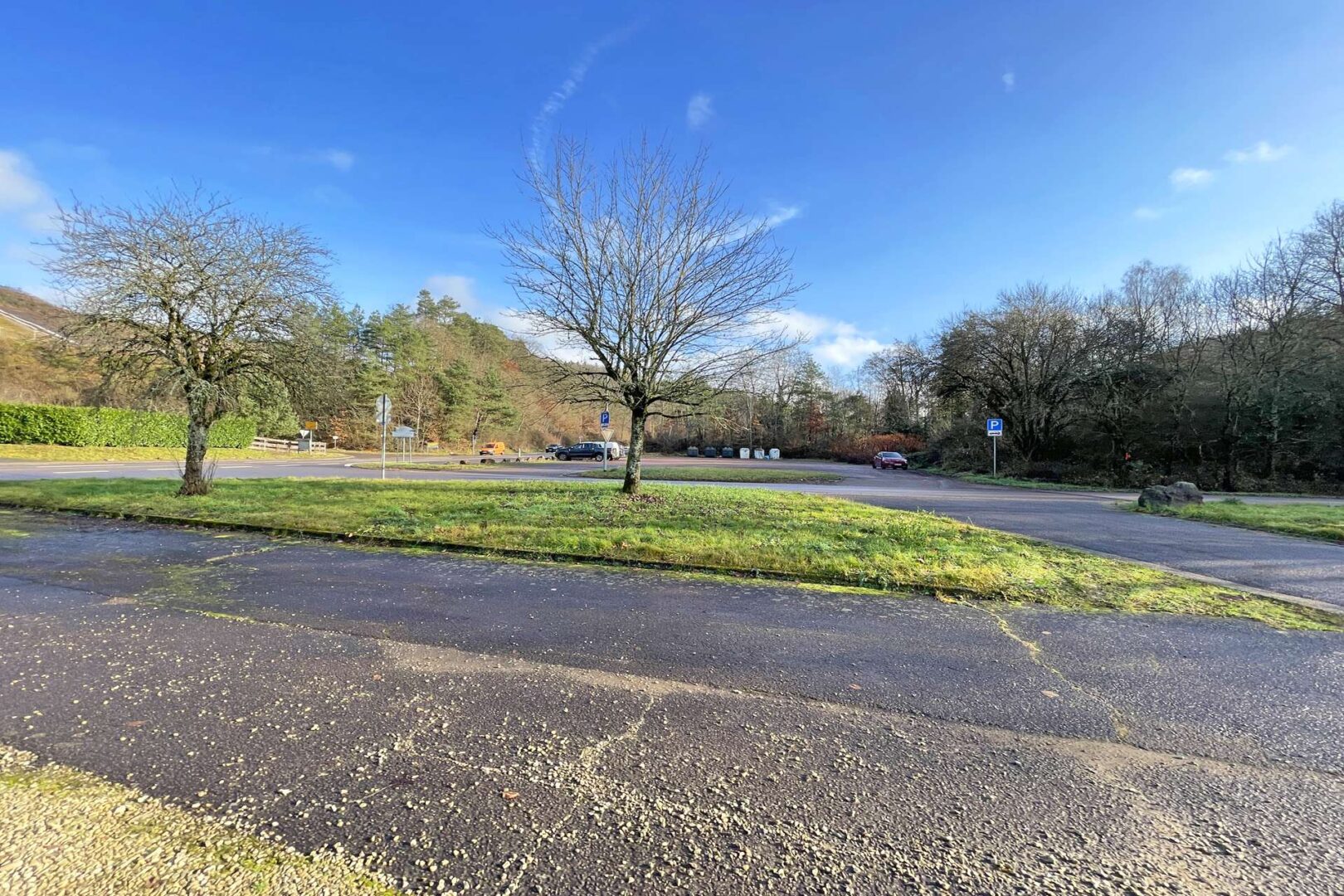 Zufahrt und Vorhoffläche