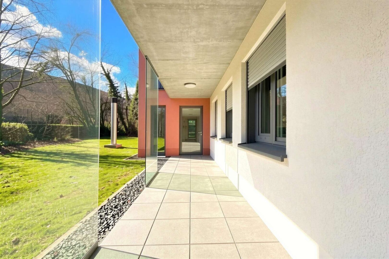 Laubengang zum Treppenhaus