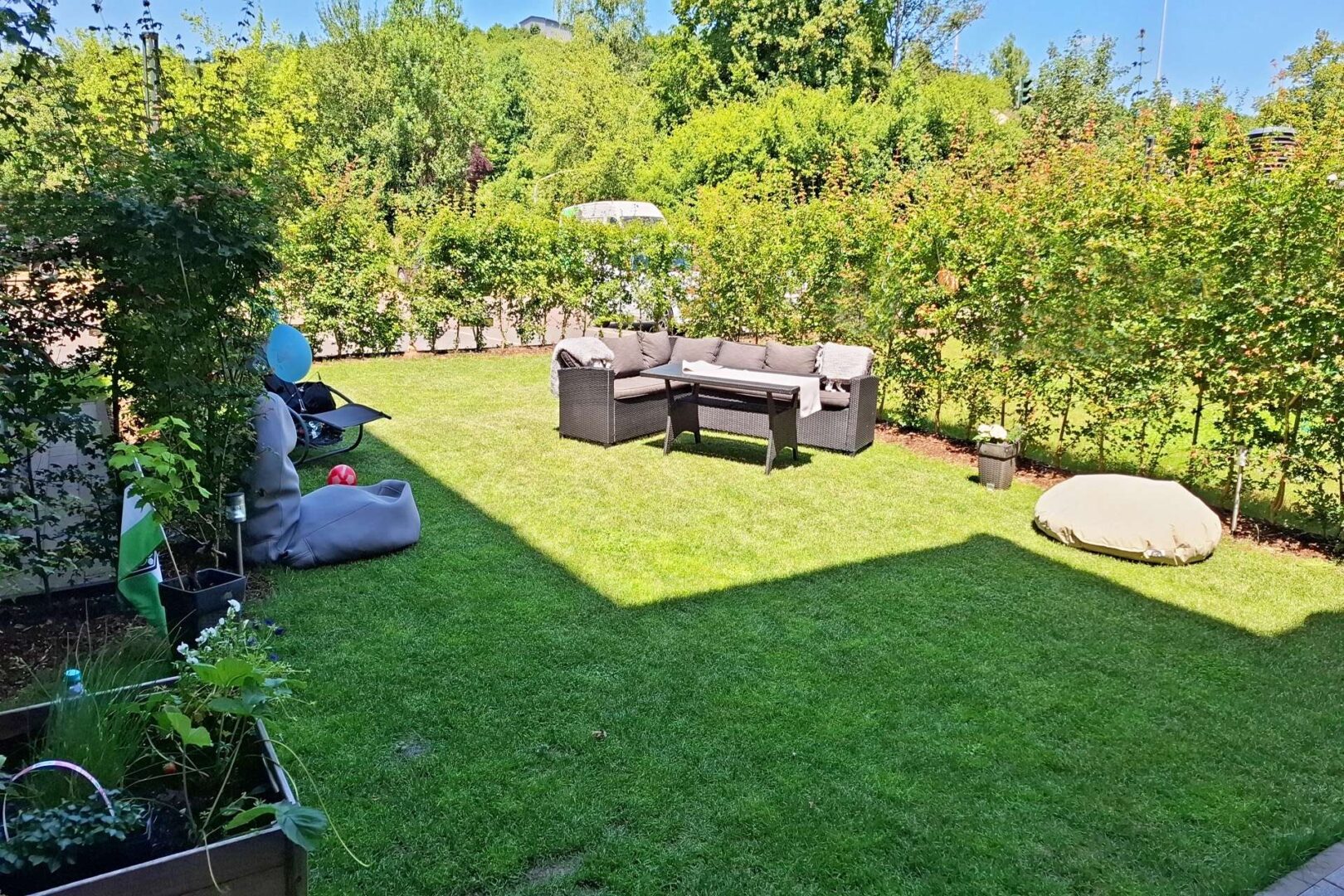Garten im Sommer