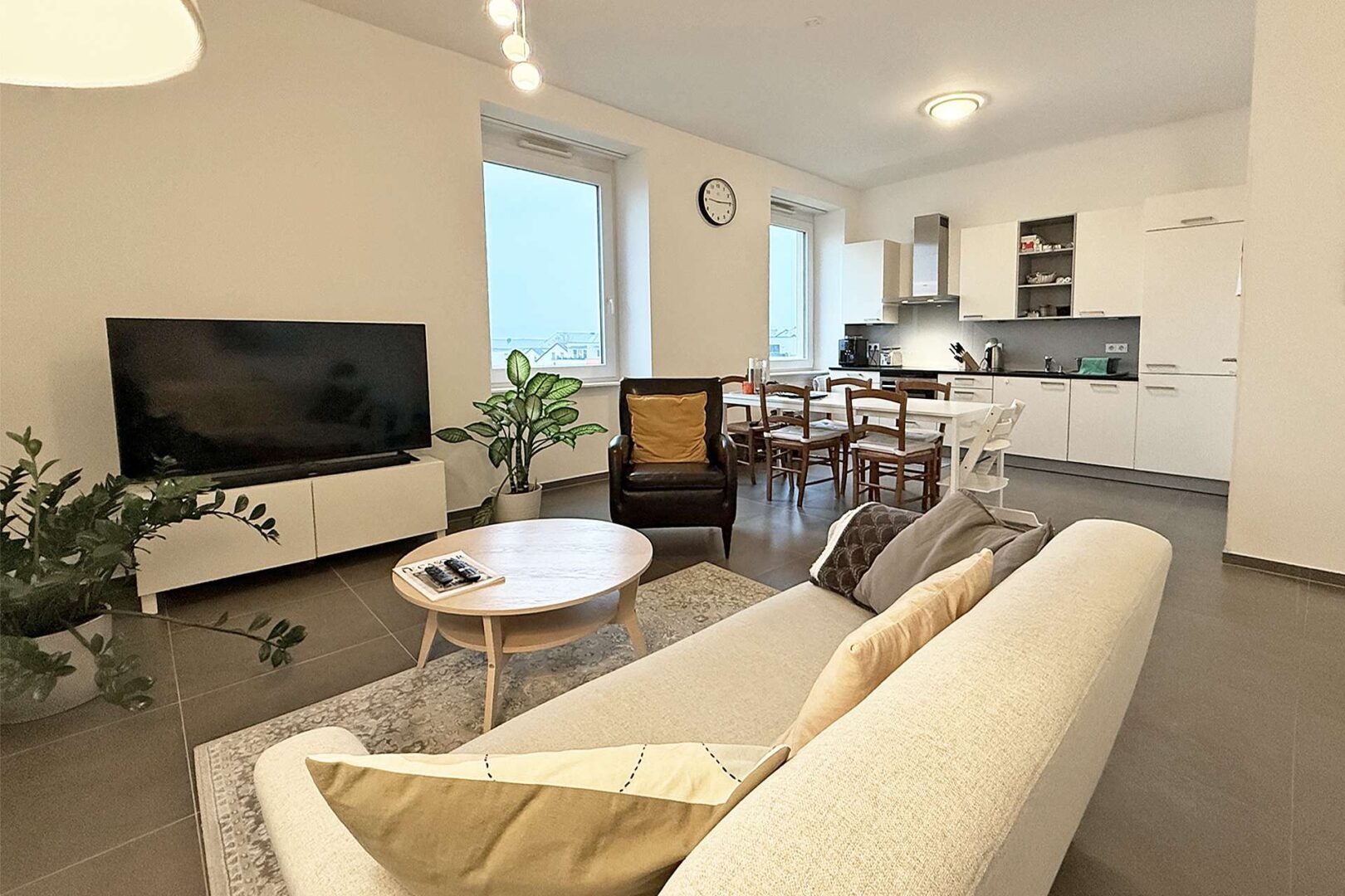 Offener Wohn-Ess-Kochbereich