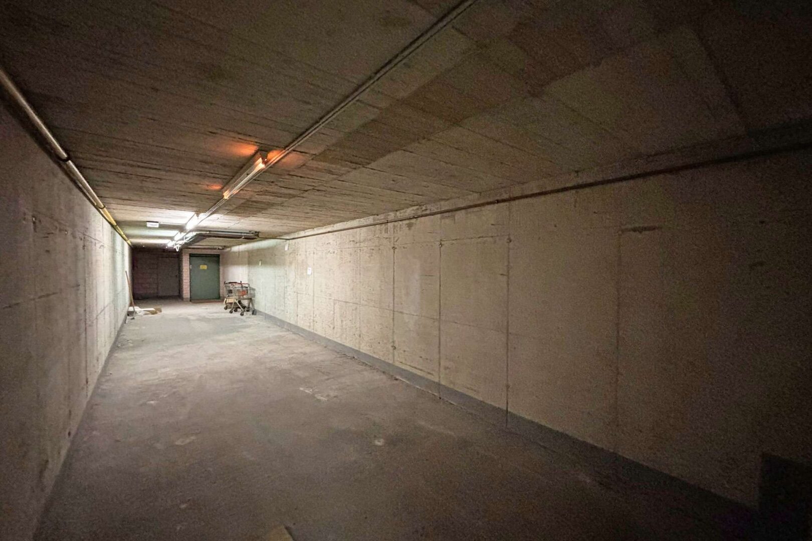 Kellergeschoss mit Lagermöglichkeiten