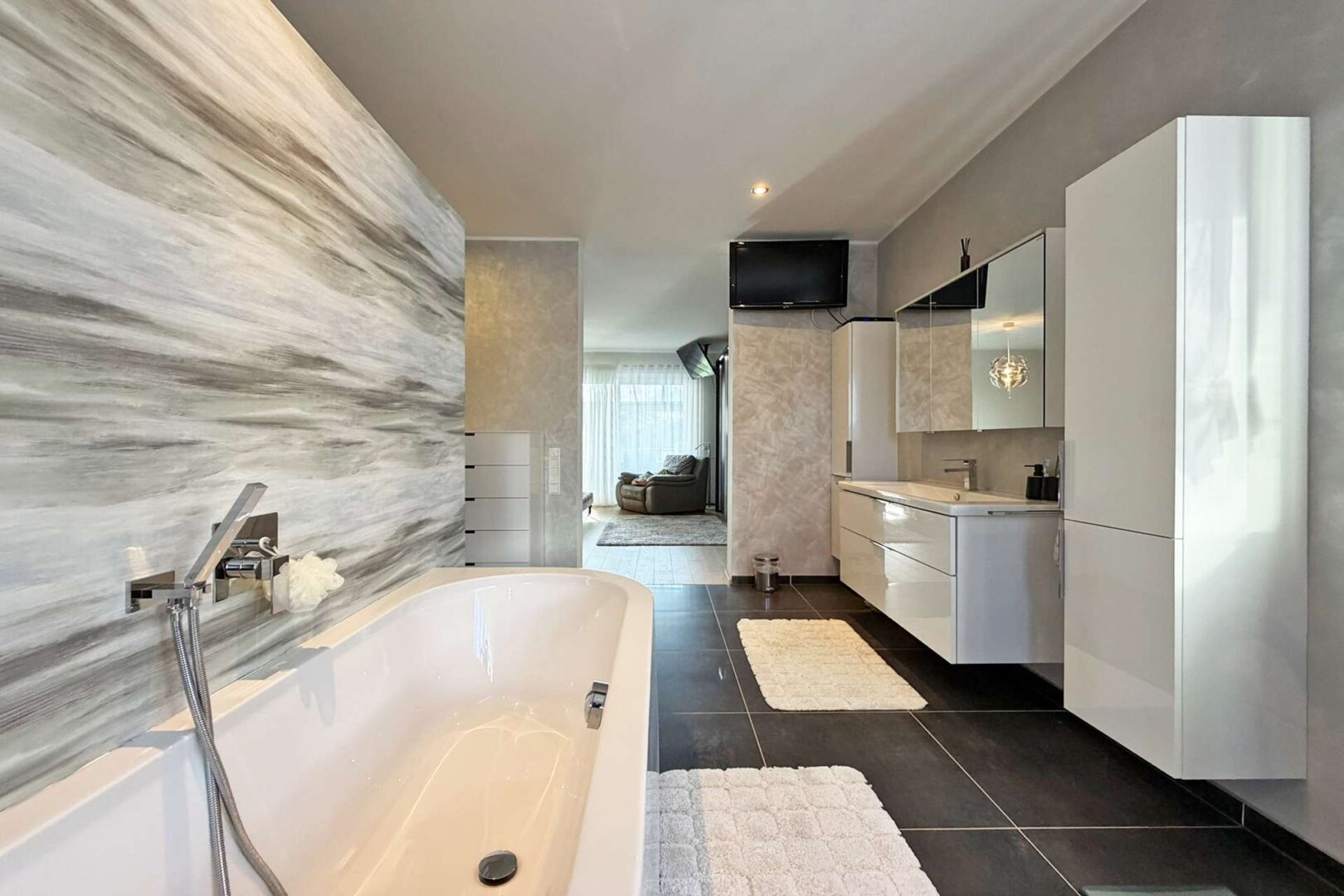 Badezimmer en Suite am Schlafzimmer