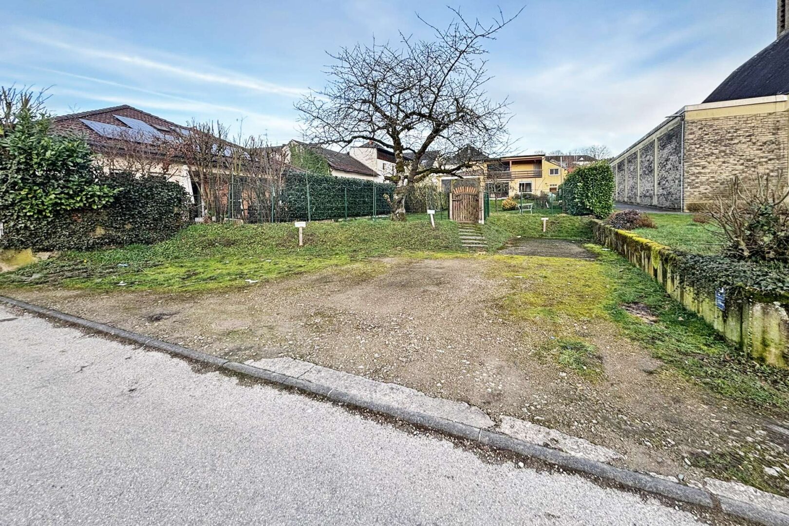 Parkmöglichkeiten hinter dem Haus