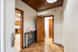 Eingangsbereich der größeren Wohnung