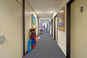 Flur OG (Gebäude 1)