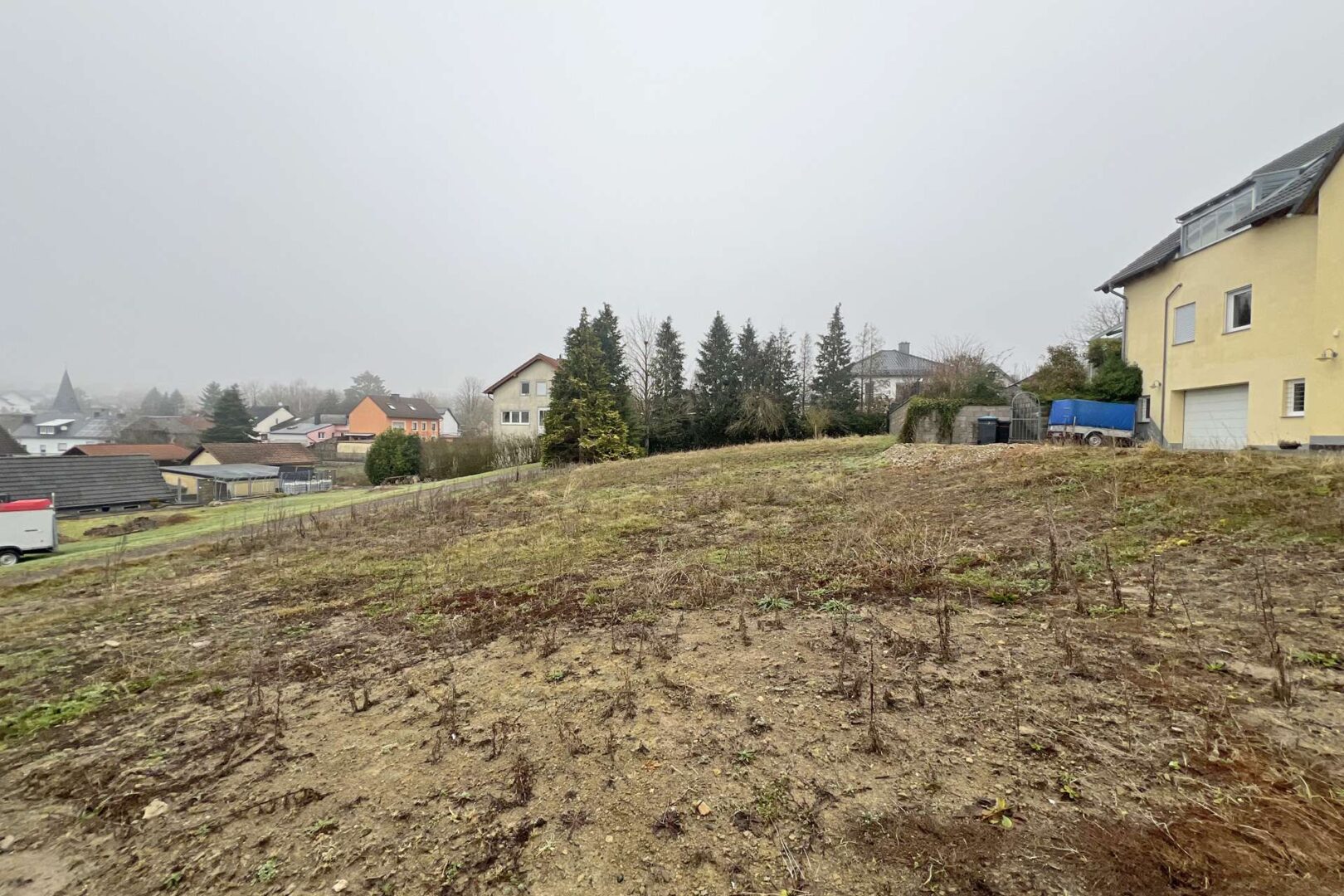 Grundstücksansicht frontal