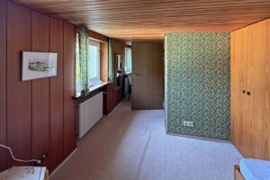 Zugang zum Zimmer im Untergeschoss