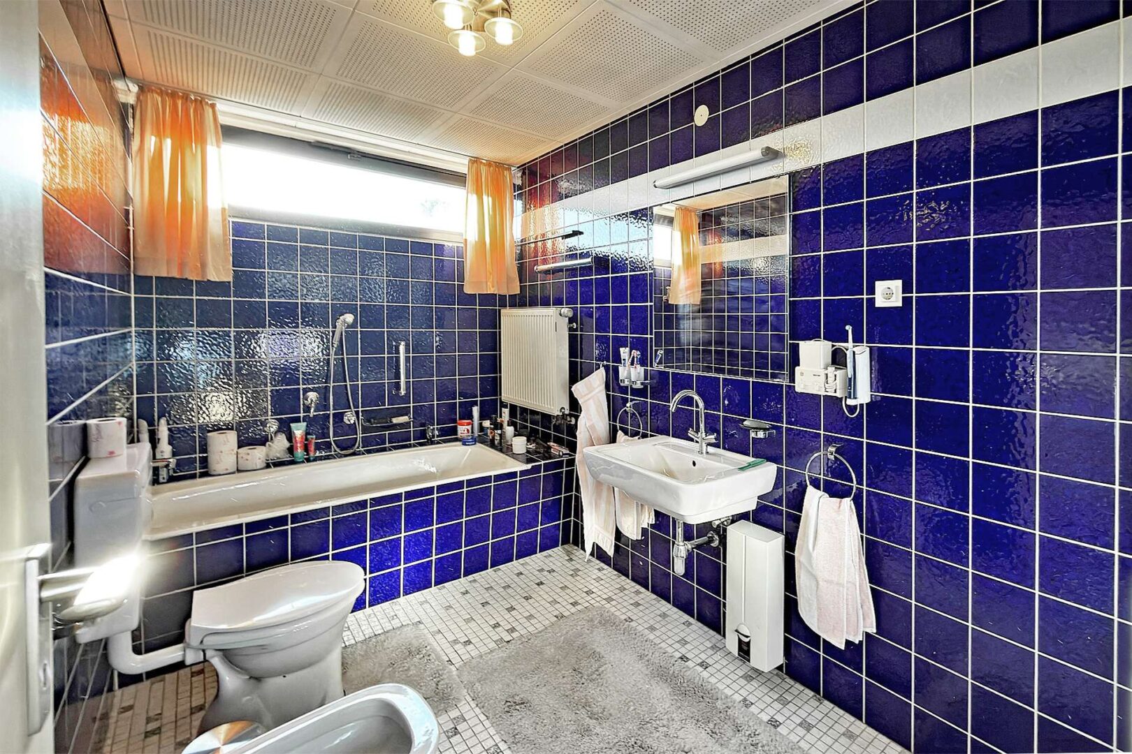 große Tageslichtbad im DG